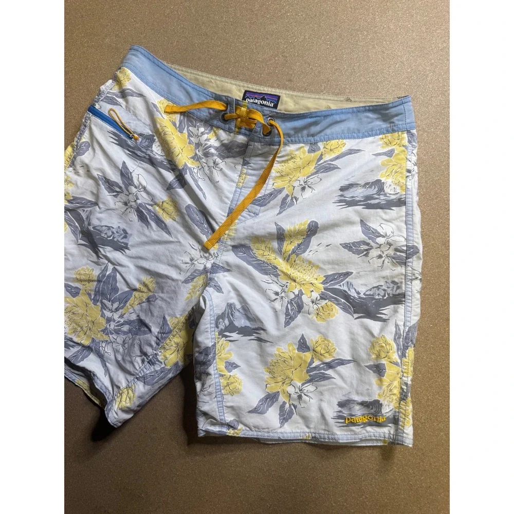 Patagonia Mens Floral Board Shorts Blue Yellow Swim Trunks Size 33‎